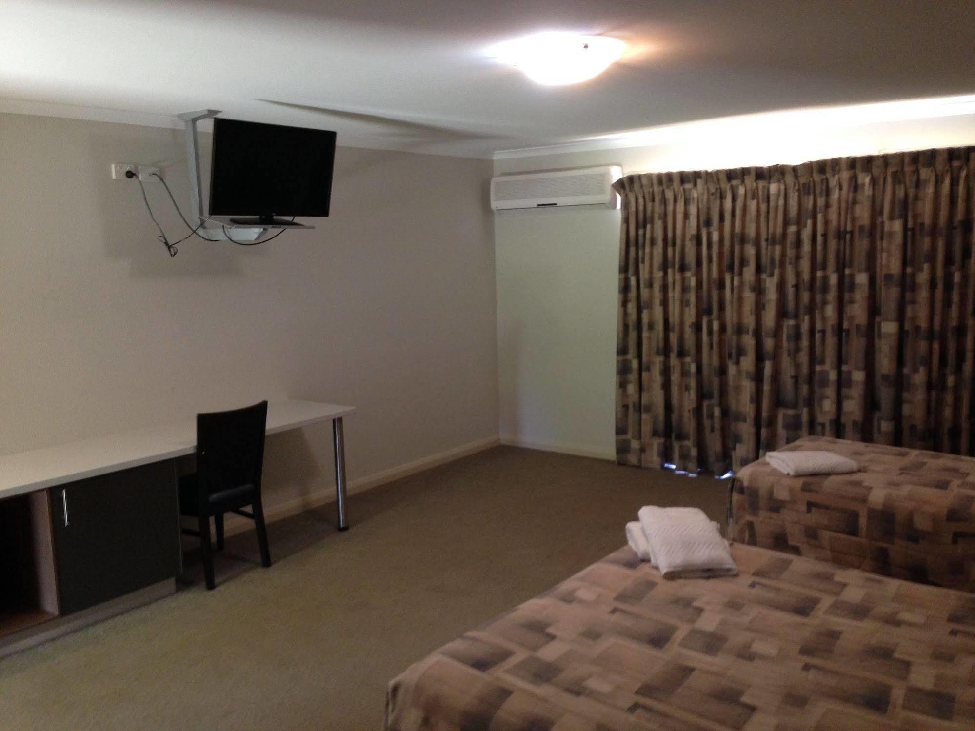 Coro Club Motel Griffith Kültér fotó